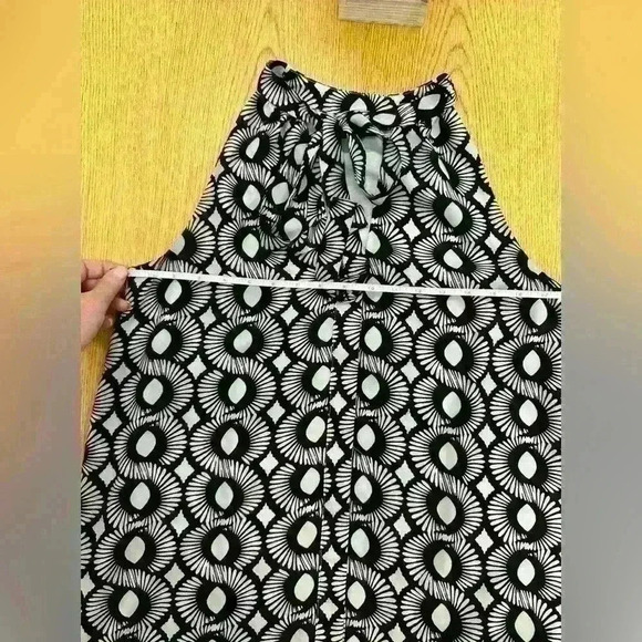 Kaari Blue Sleeveless Tie Neck Black and White Geometric Print Dress Size Medium - Picture 3 of 6